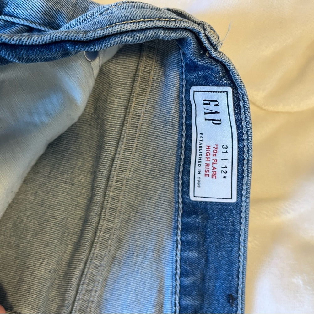 GAP Womens 70s Flare High Rise Jeans - Light Blue Denim